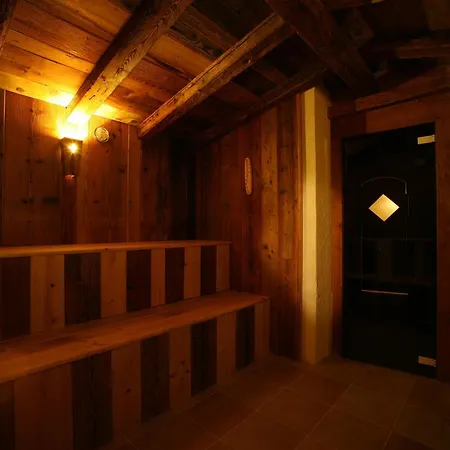 Hotel Garni La Roccia-2